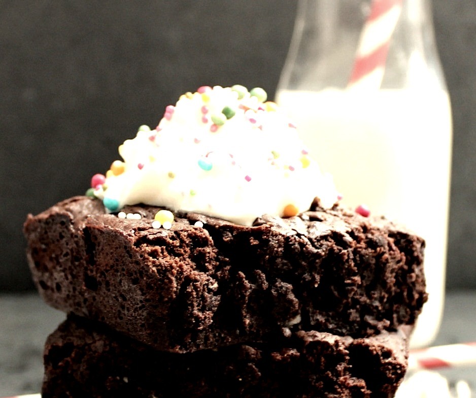 5 Ingredient Hot Cocoa Mix Microwave Brownies